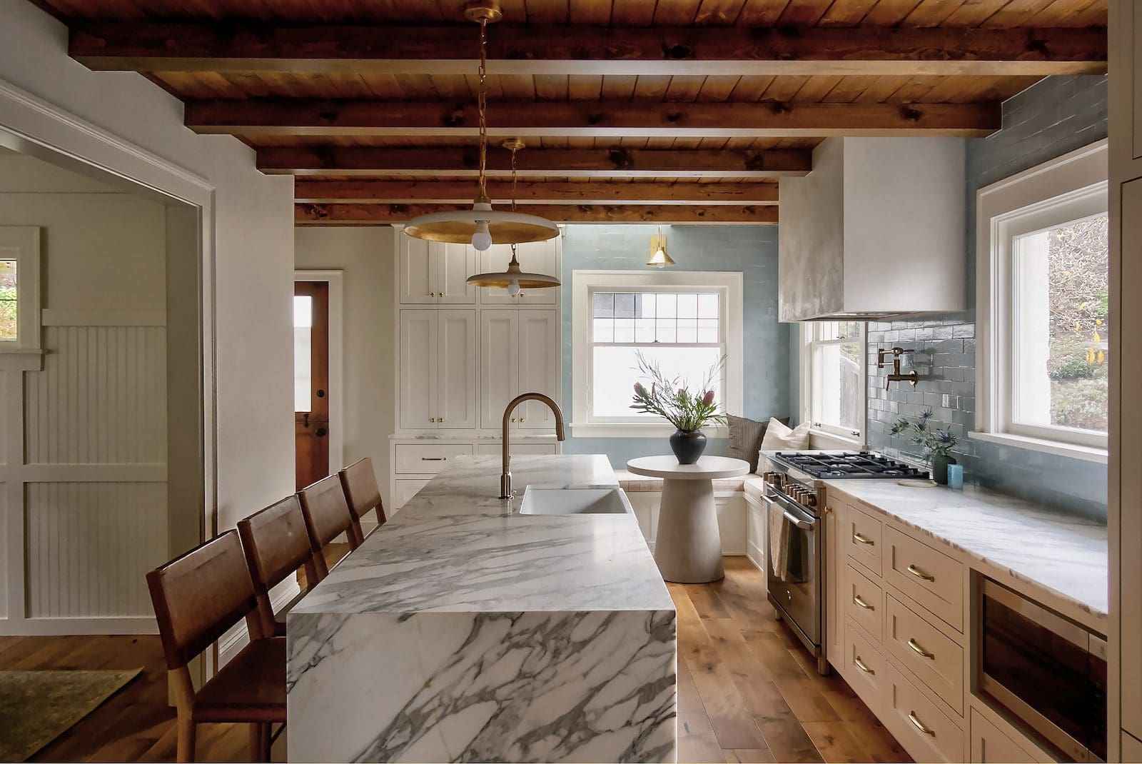 A Seattle Gut Remodel with Earthy Influence - The Interior Collective