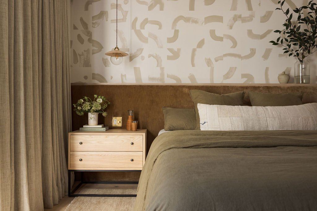 Neutral family bedroom, moss green textural bedroom design