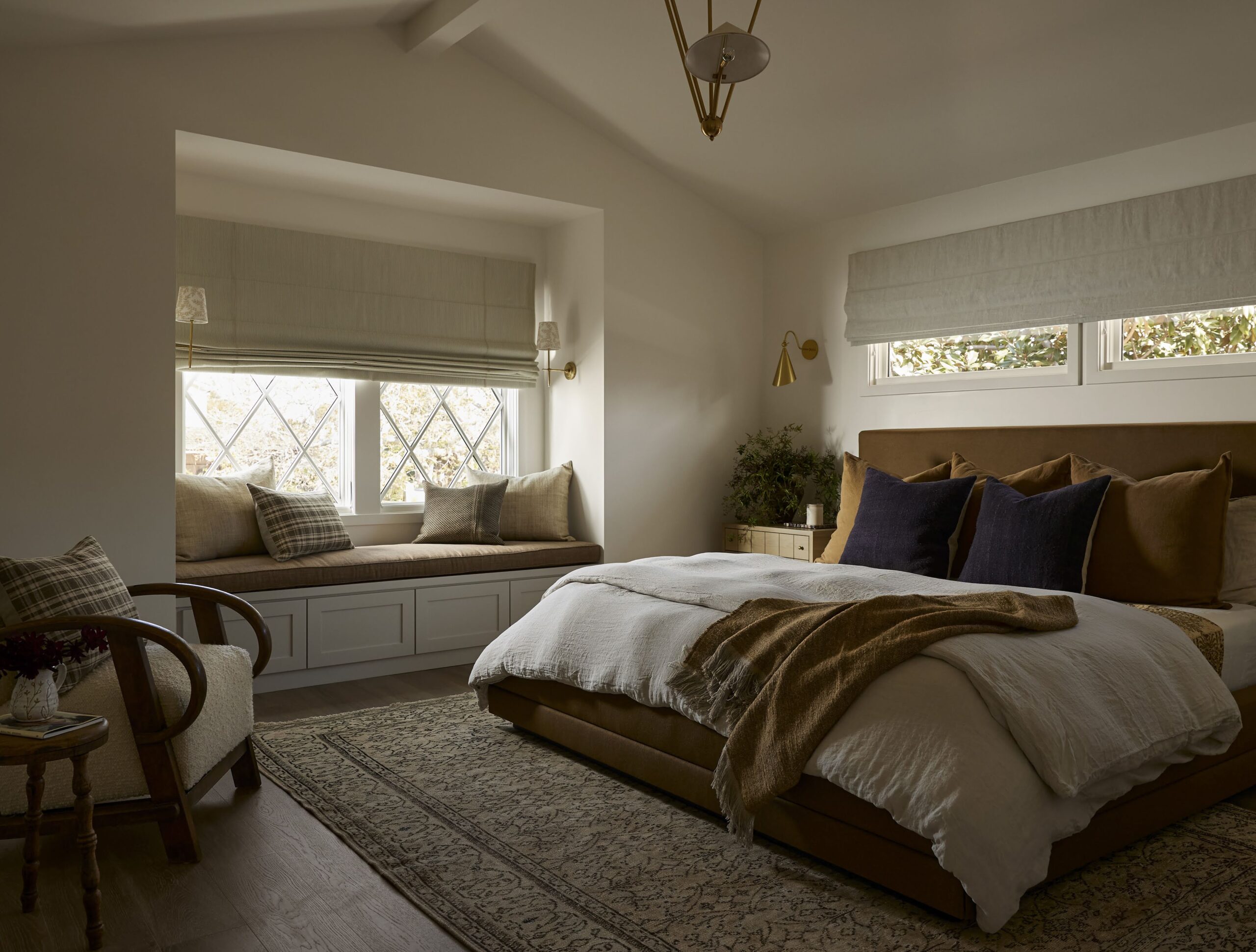Organic Modern Bedroom Design