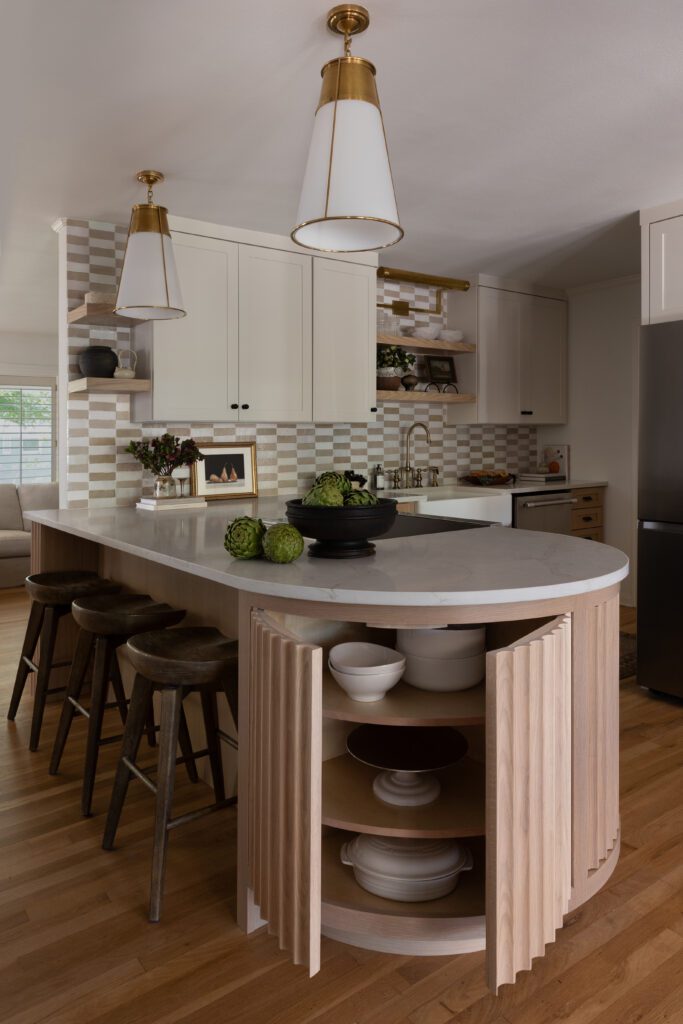 Helpful Hidden Storage in Kitchen