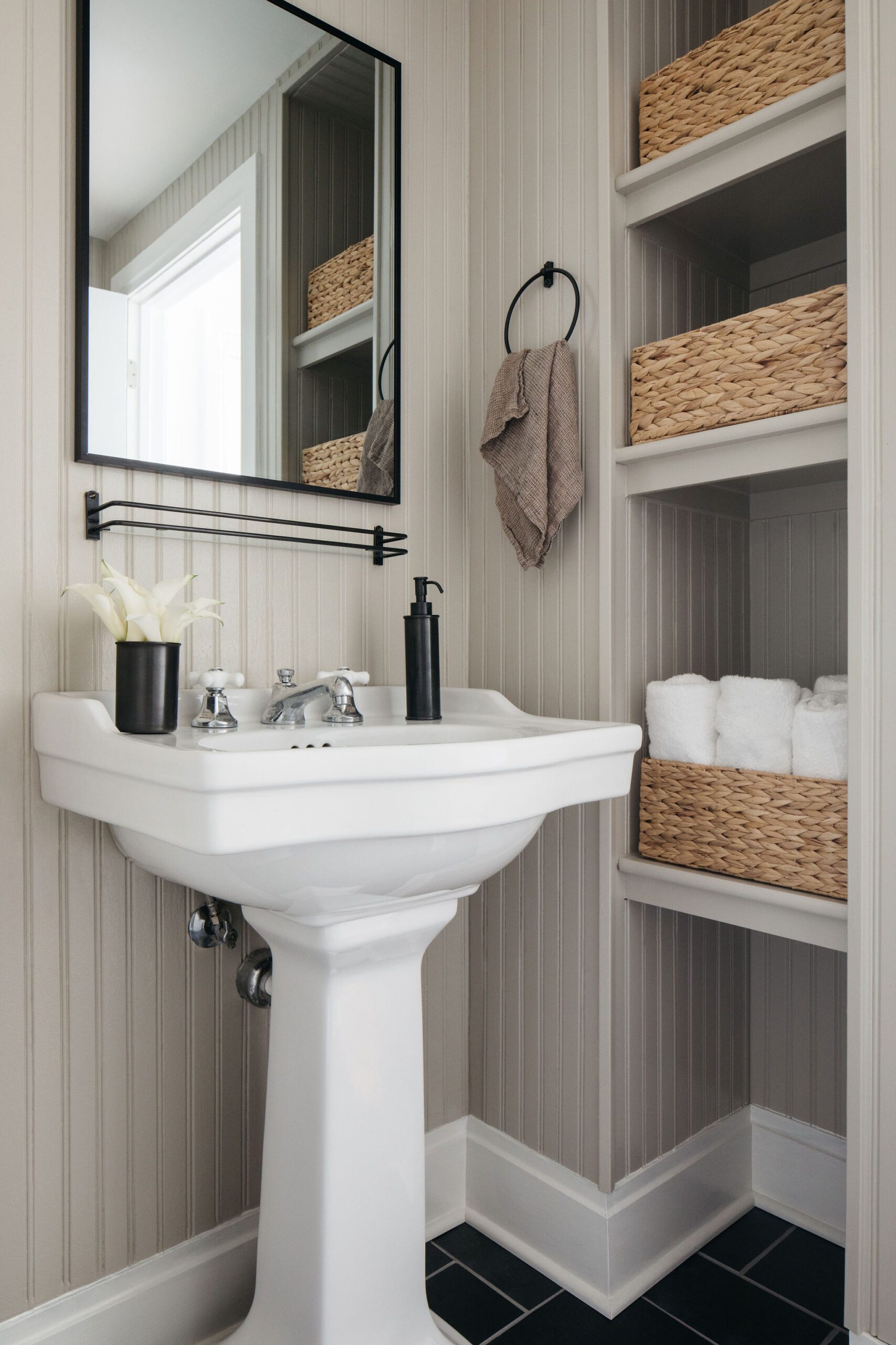 Powder Room Sink Vanity