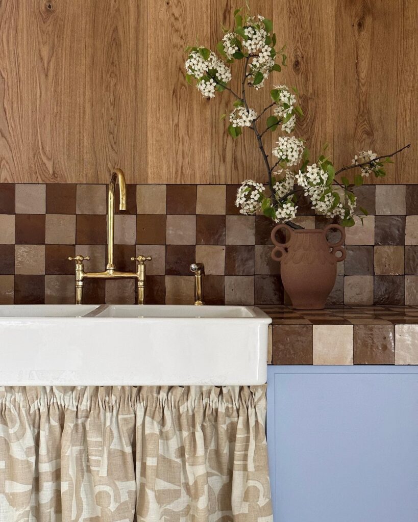 Checkerboard tile kitchen backsplash