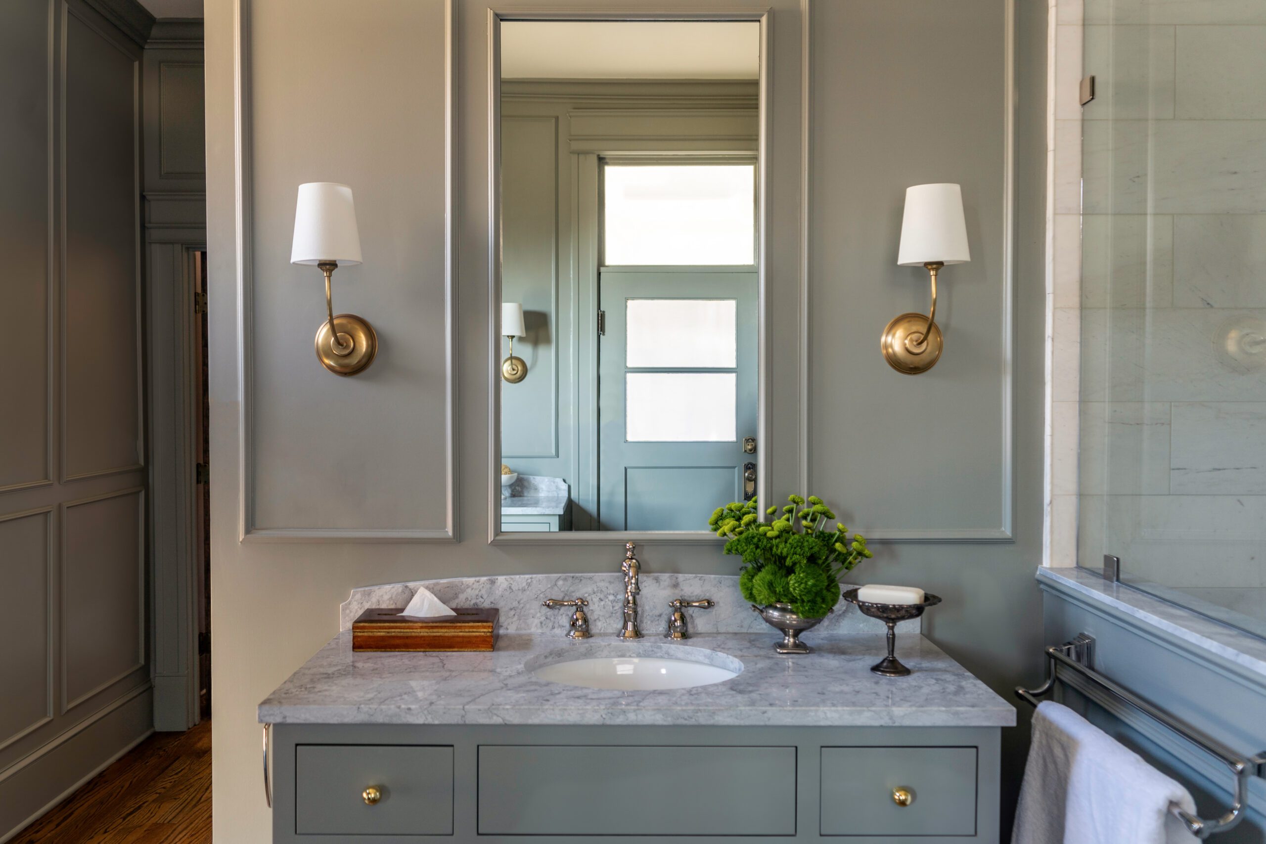 Bathroom Mirror and Vanity