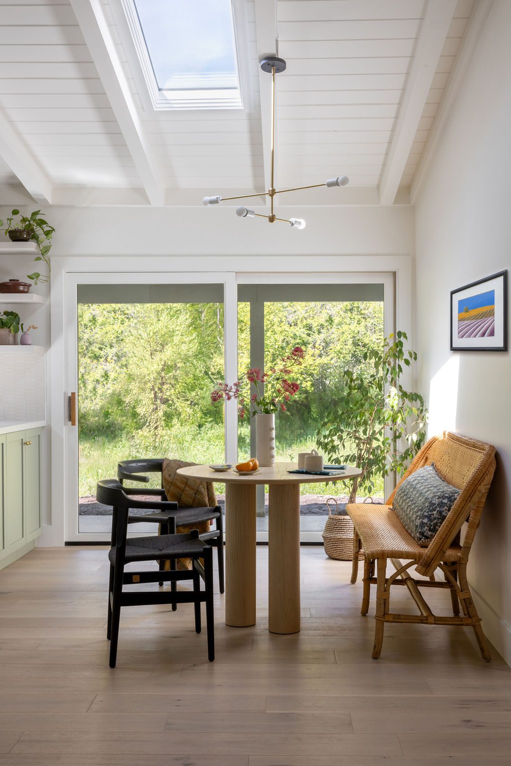 Breakfast Nook with Tweed Bench