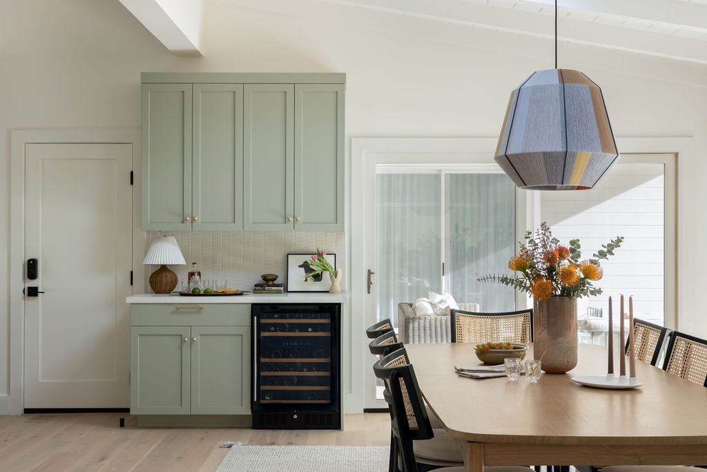 Dining Room into Entryway Storage and Counters