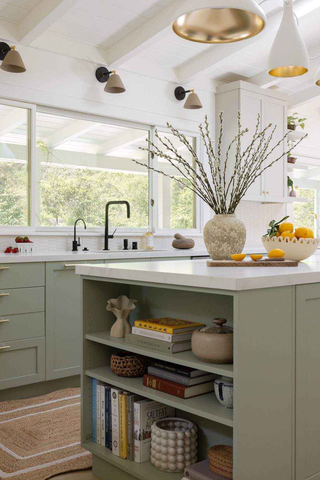 Kitchen Island Built-In Storage