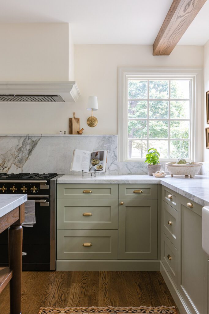 Kitchen Oven Backsplash