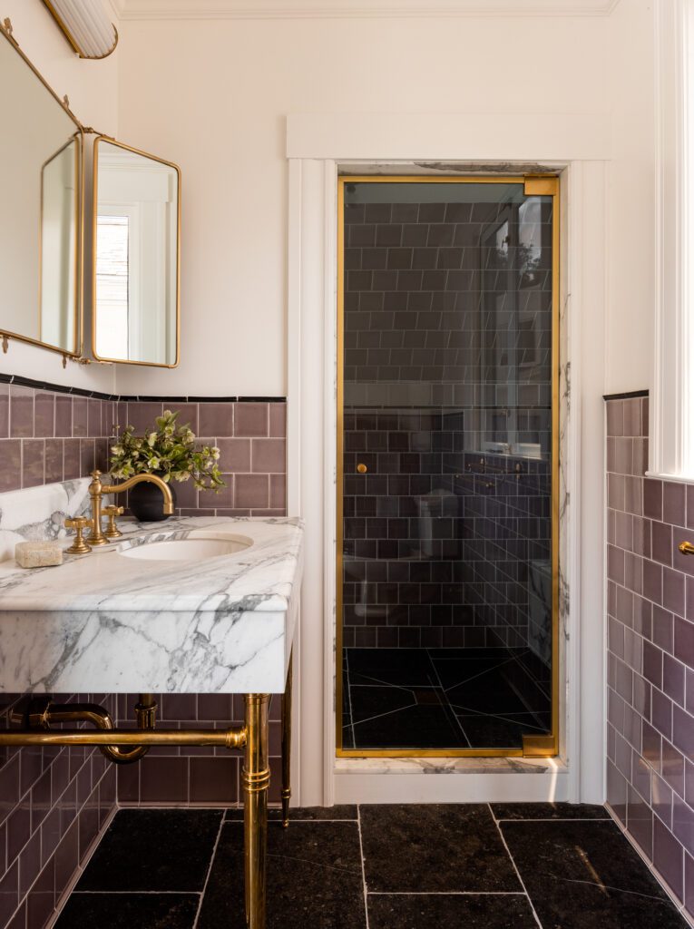 Mauve bathroom wall tiles, design by Heidi Caillier