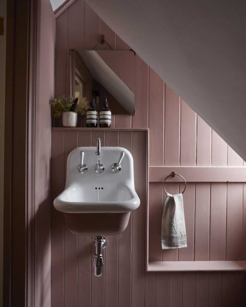 Sulking Room Pink by Farrow & Ball, design by Caisley Interiors