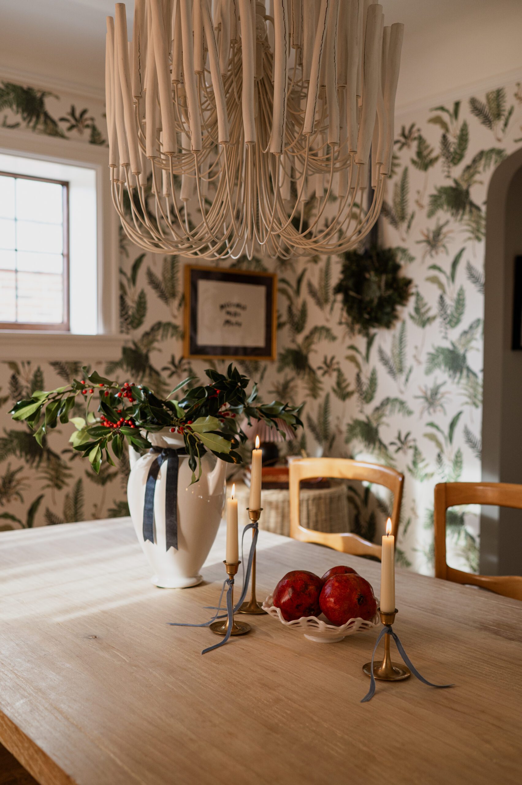 Christmas Table Setting with Standout Wallpaper