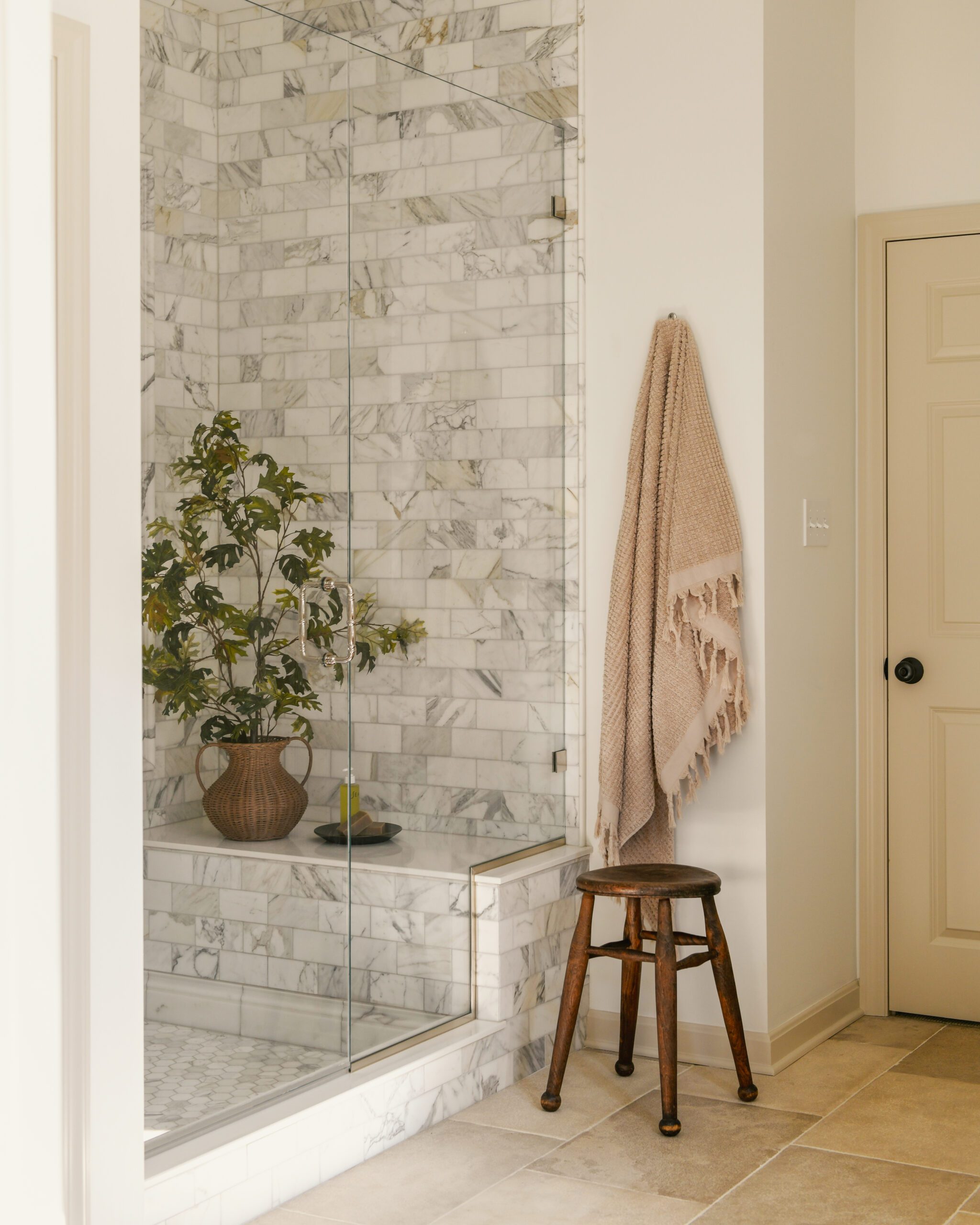Standing shower with custom bench