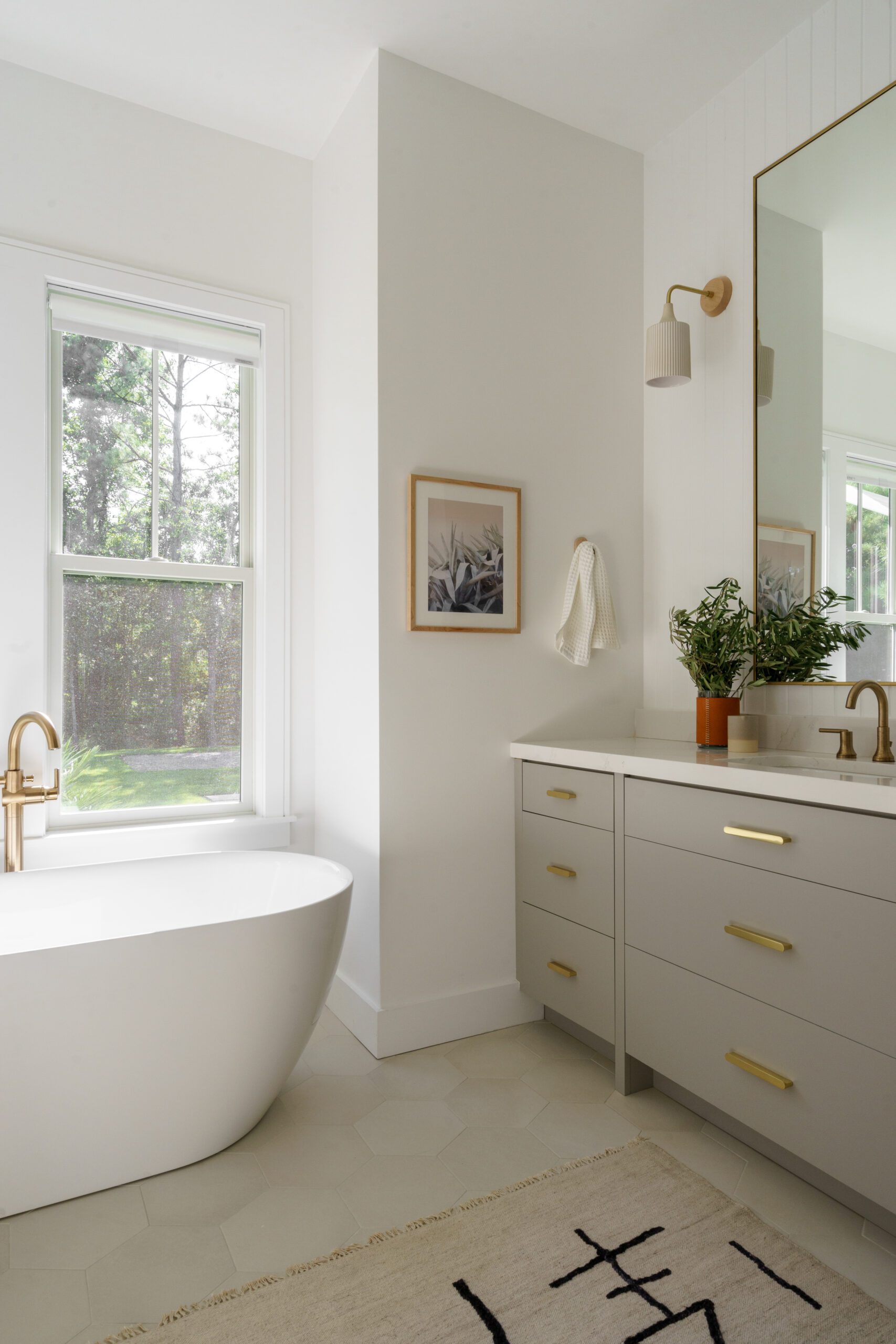 Tub and Vanity Split