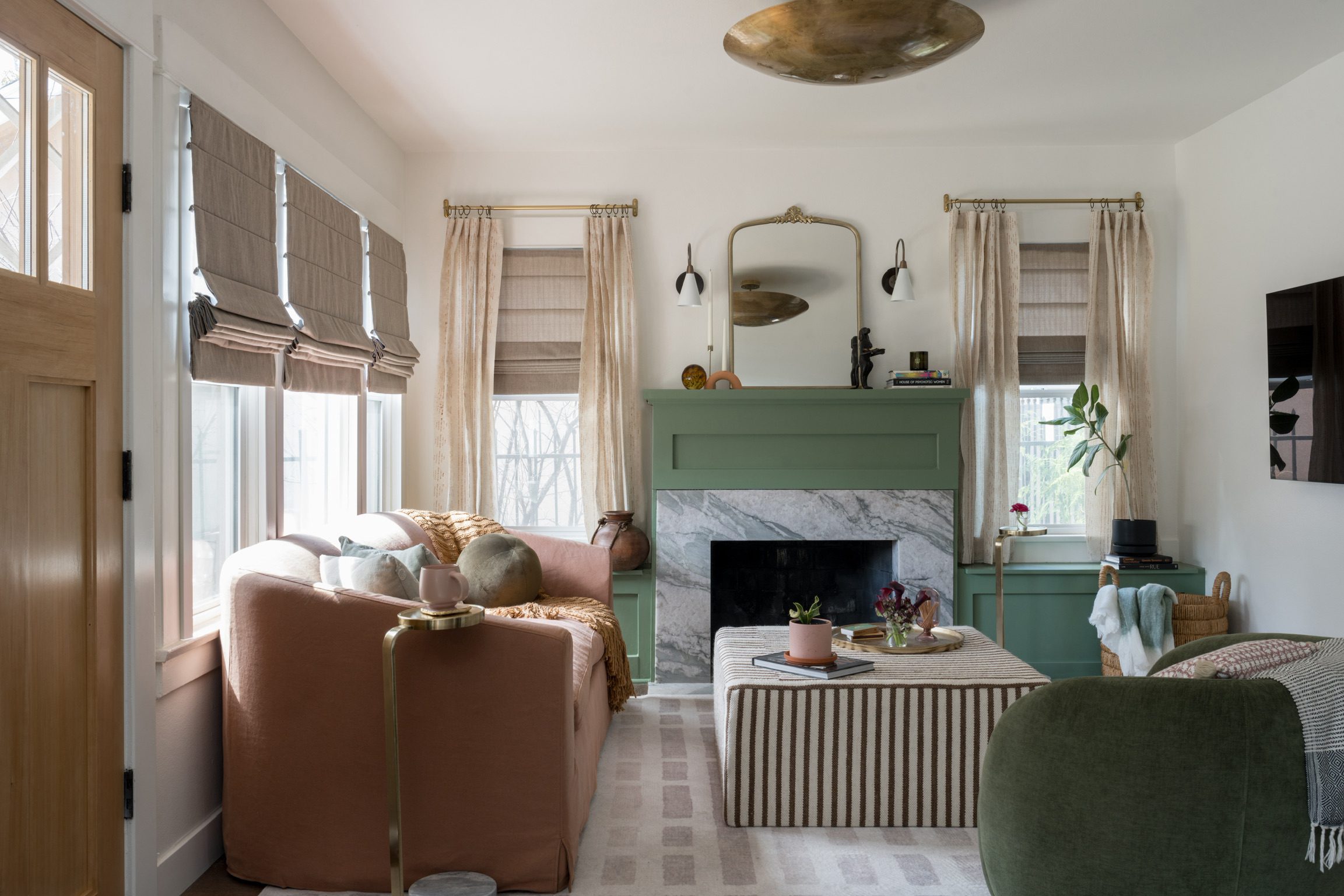 Full Living Room Green and Pink