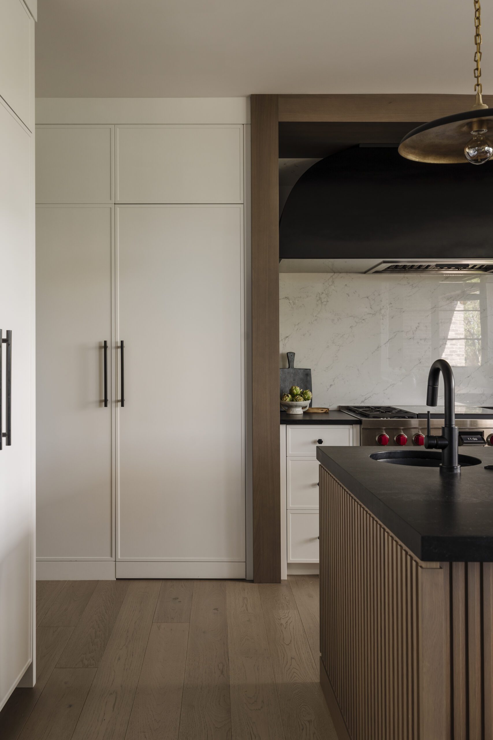 Ribbed Kitchen Island