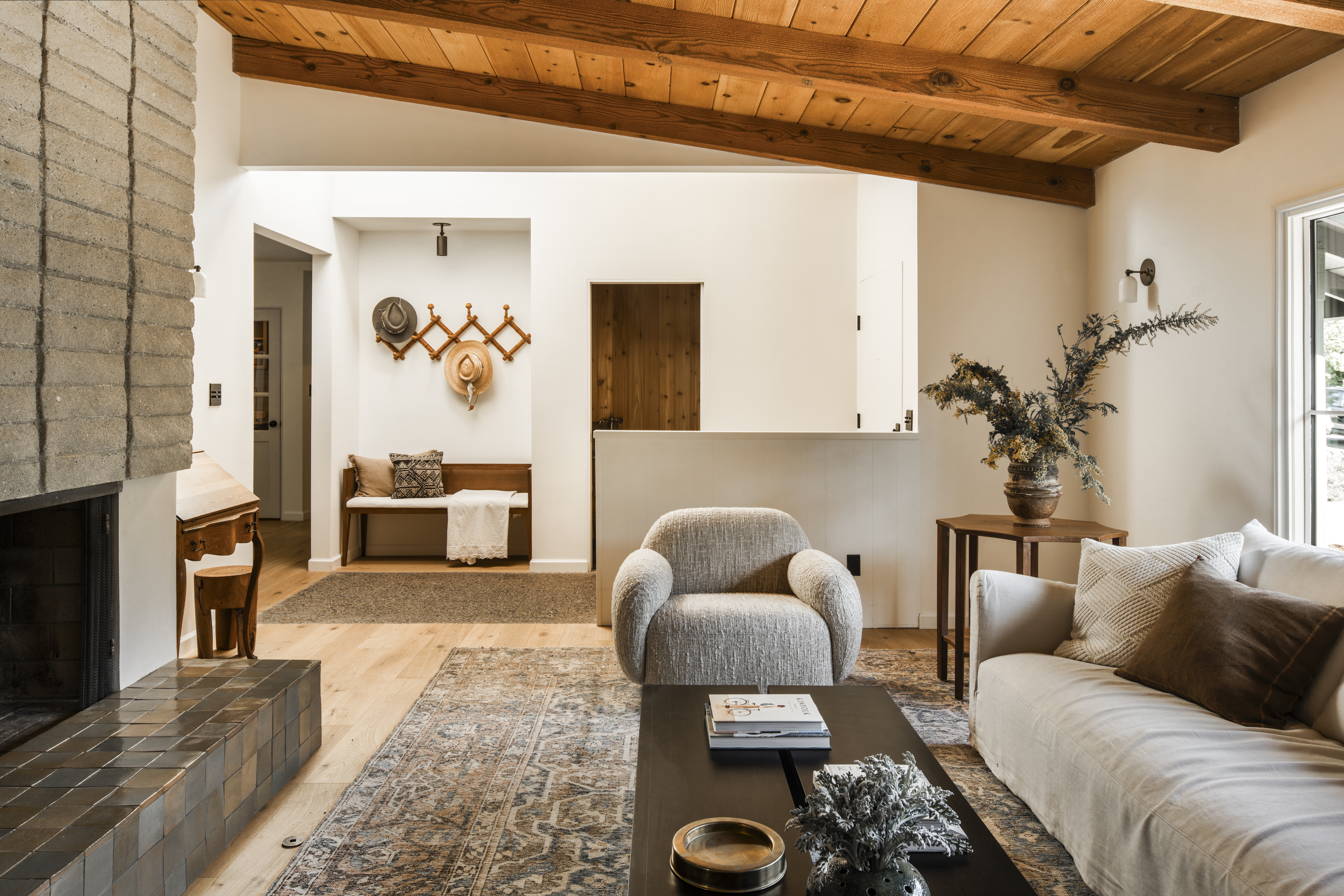 Midcentury odern living room design