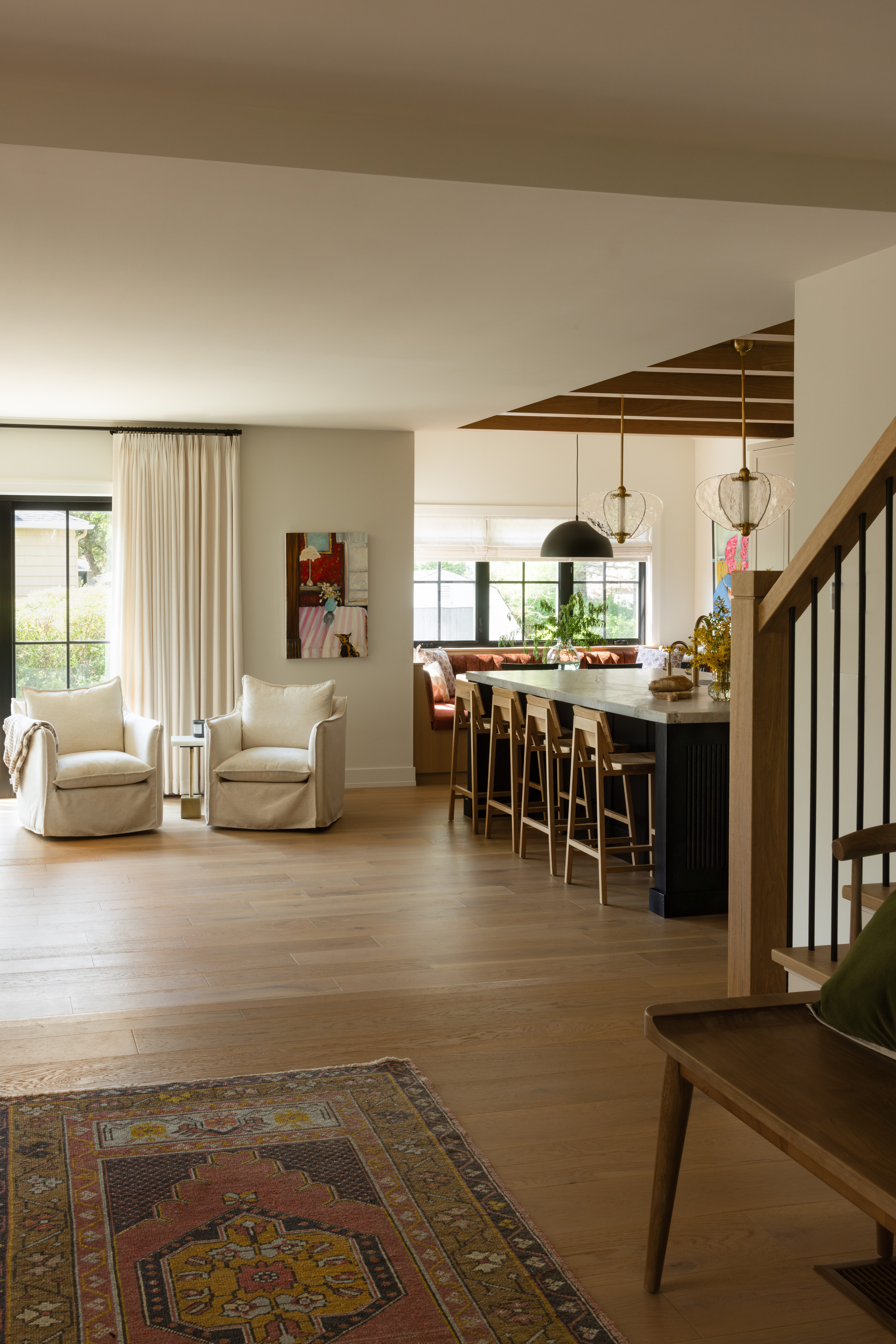 Entryway contemporary home