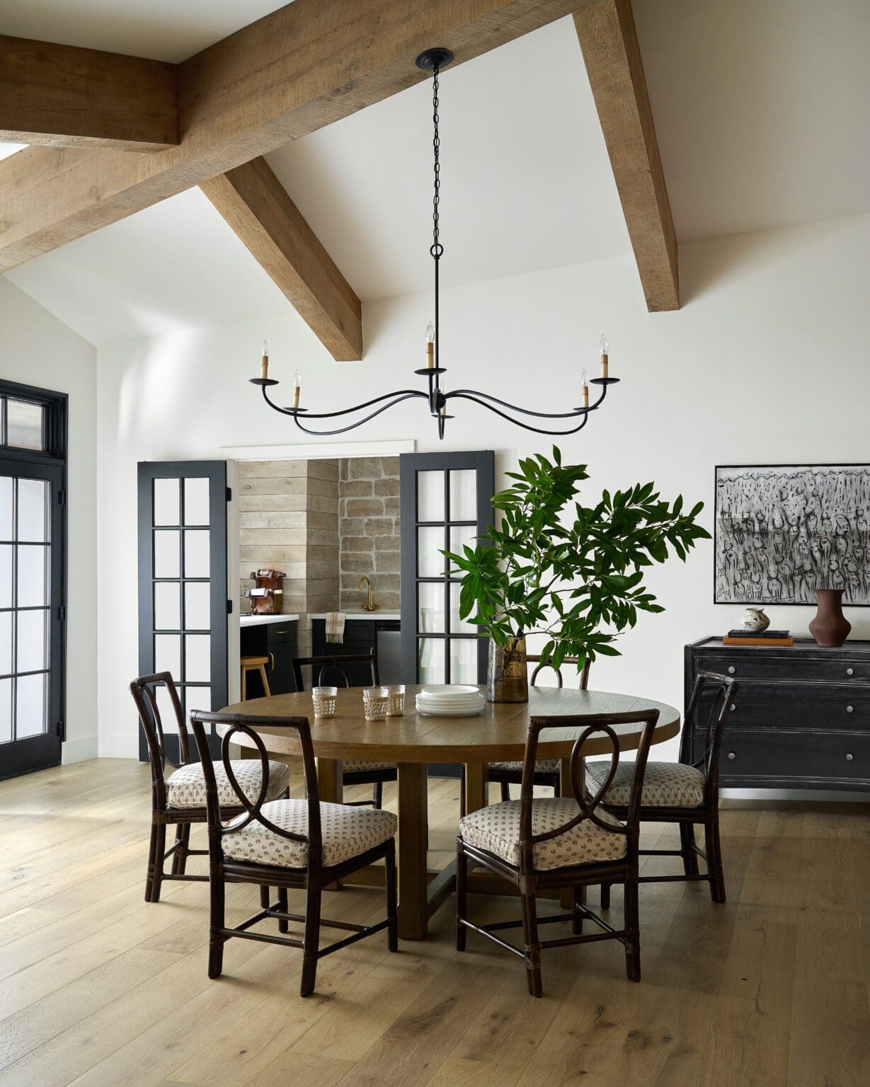 A European Modern Sanctuary in the Hills of Yucaipa - The Interior ...