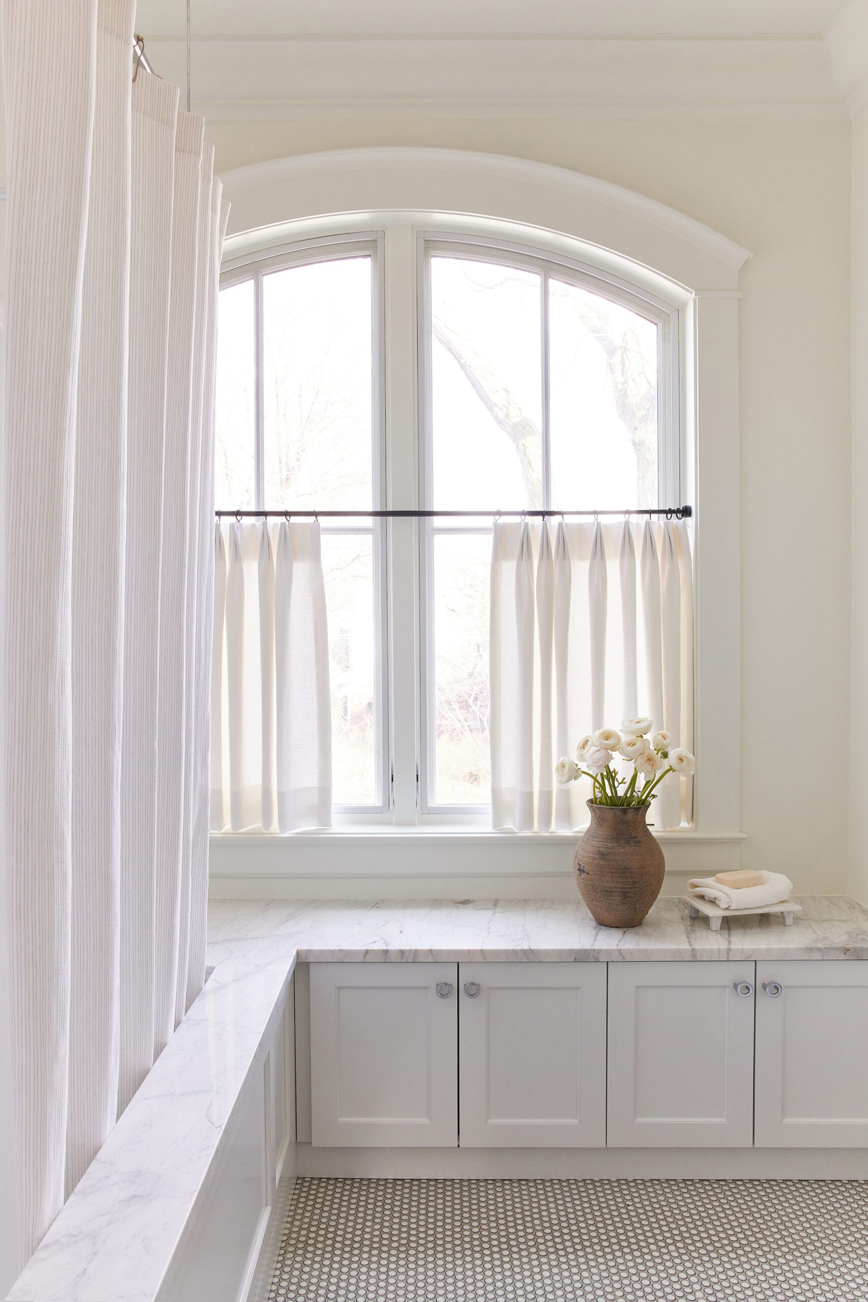 Window airy design details