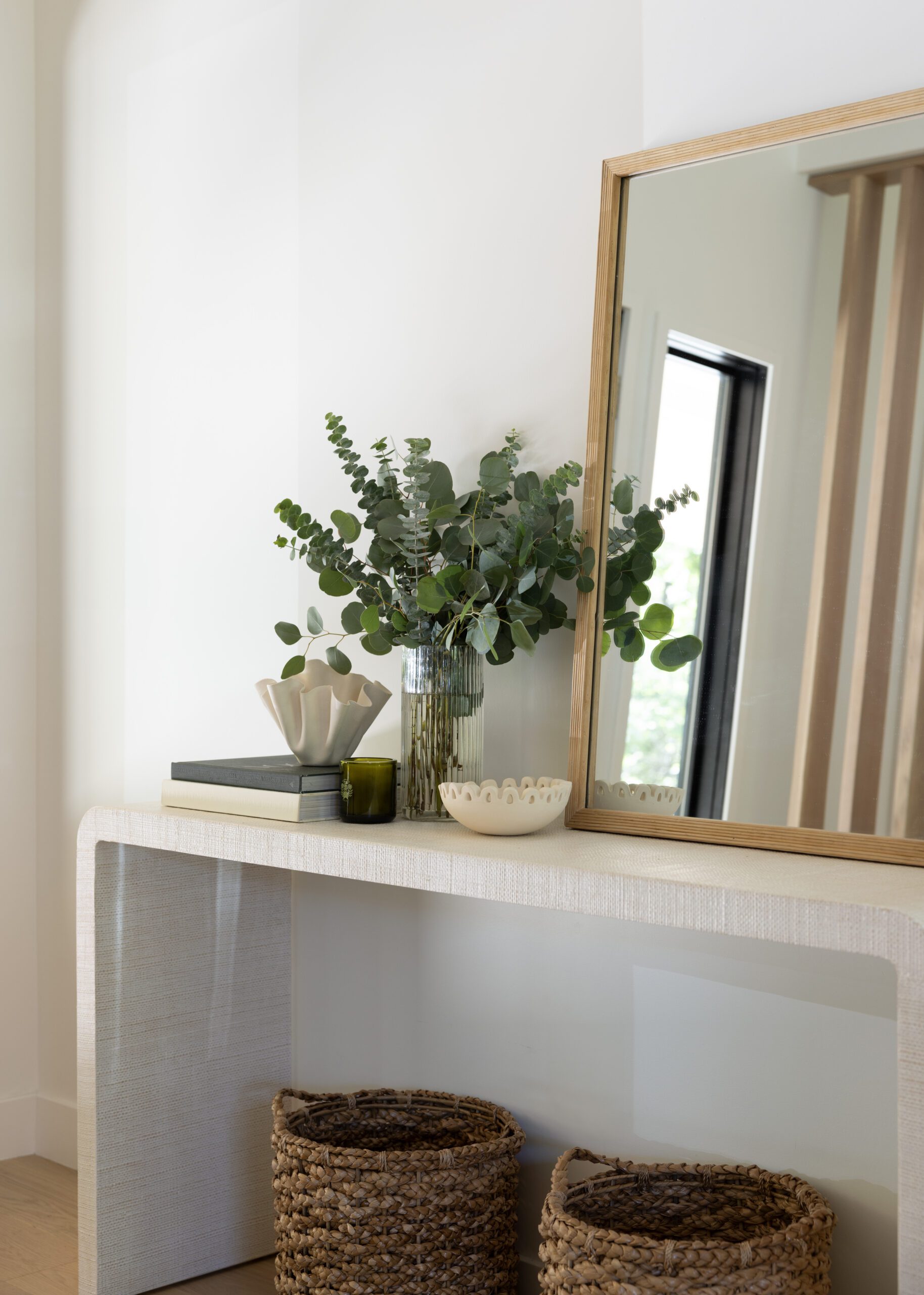 Entryway Table Arrangement