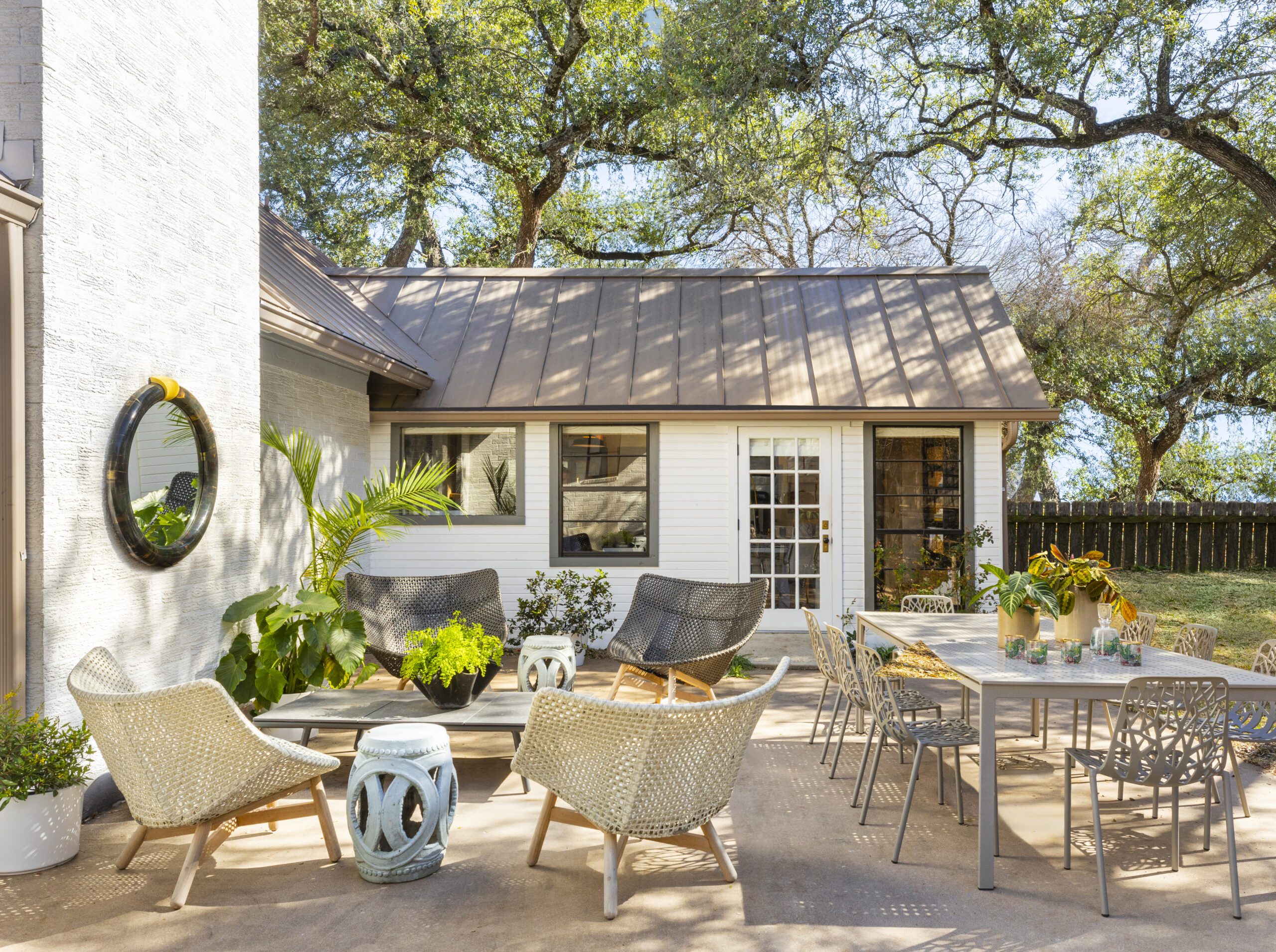 Exterior lounge furniture