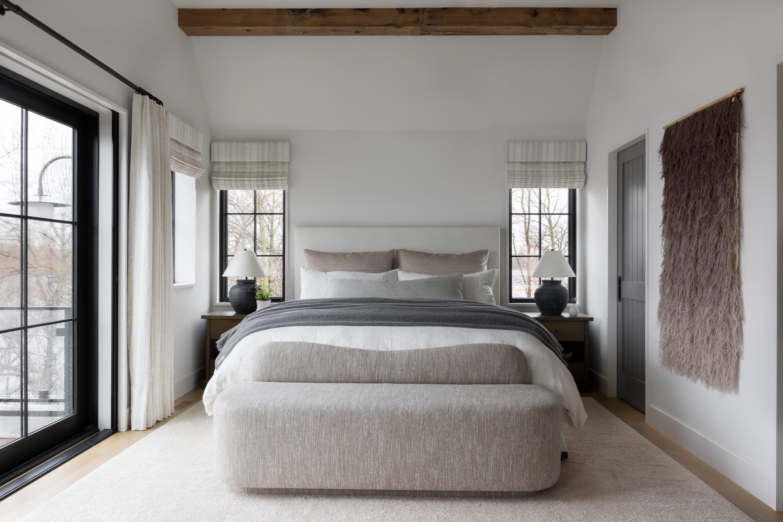 Bedroom design curved furniture