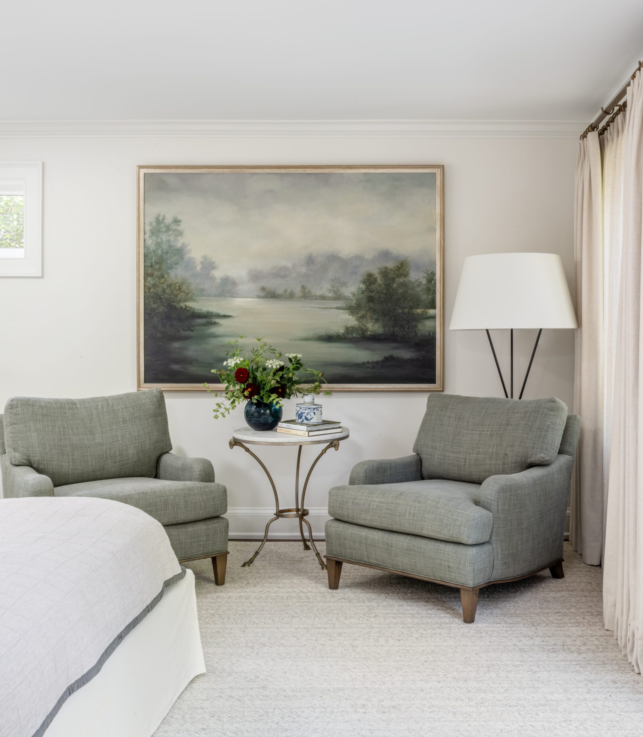 Bedroom design white interiors