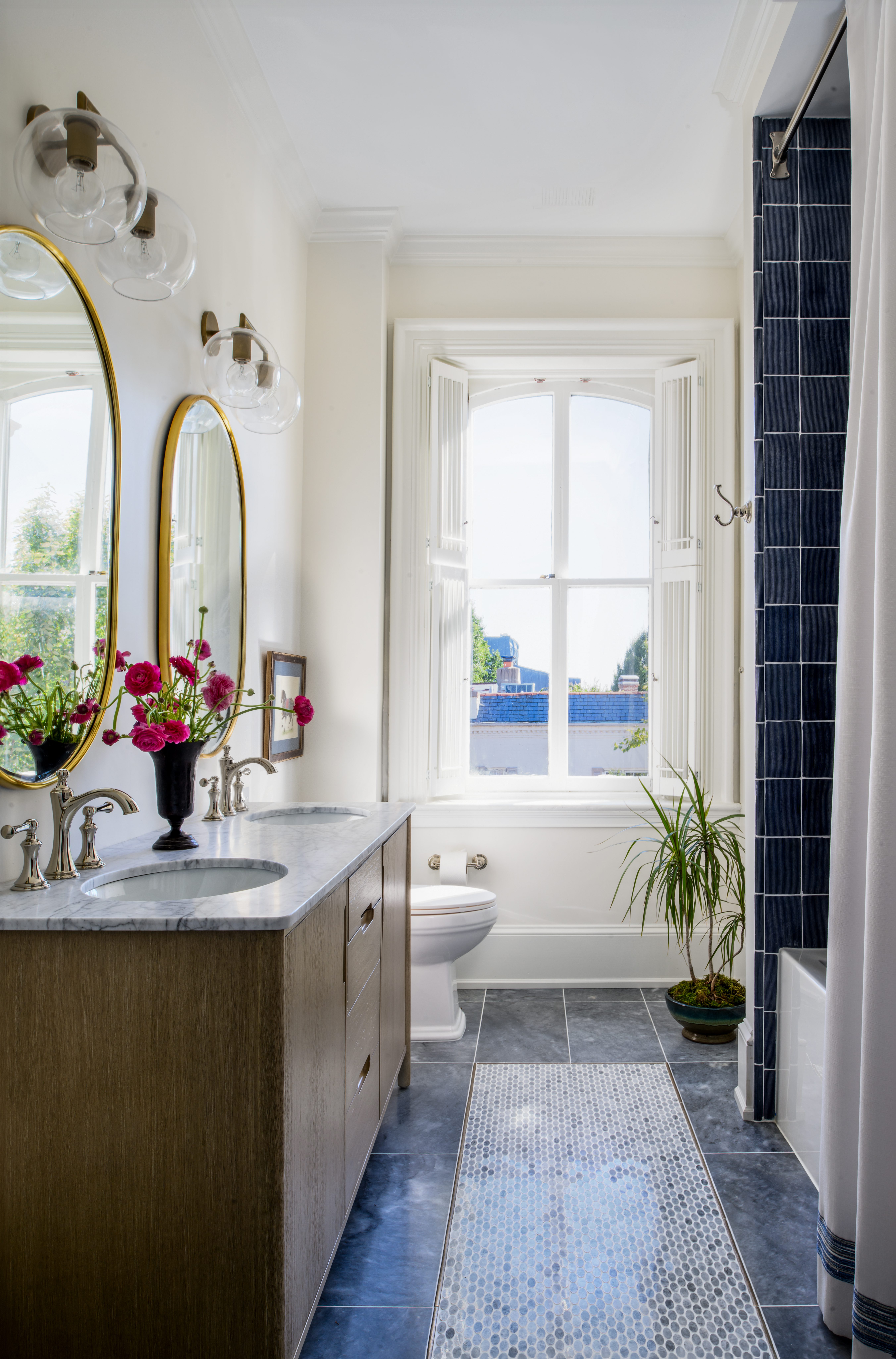 Modern bathroom design