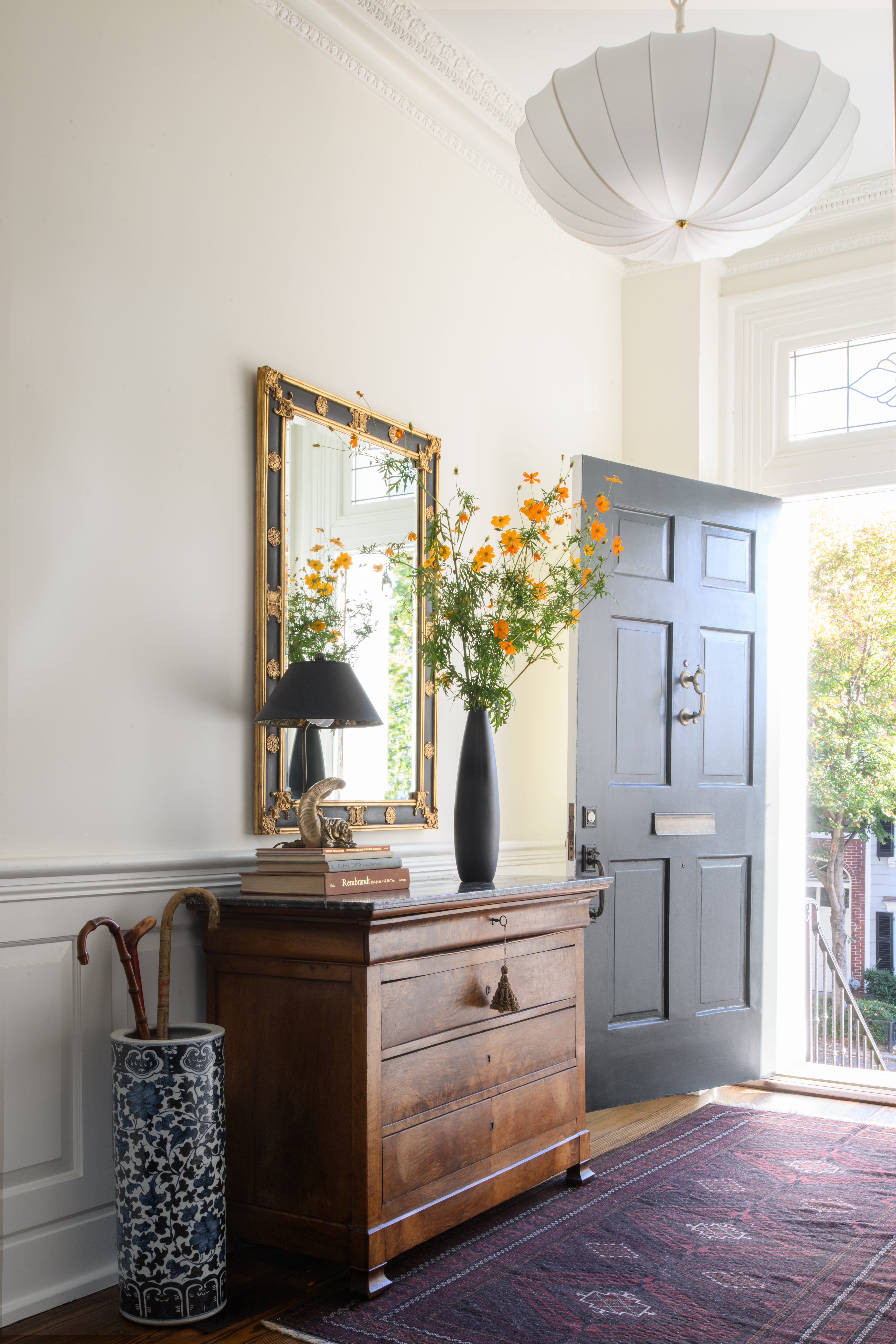 Modern entryway charm