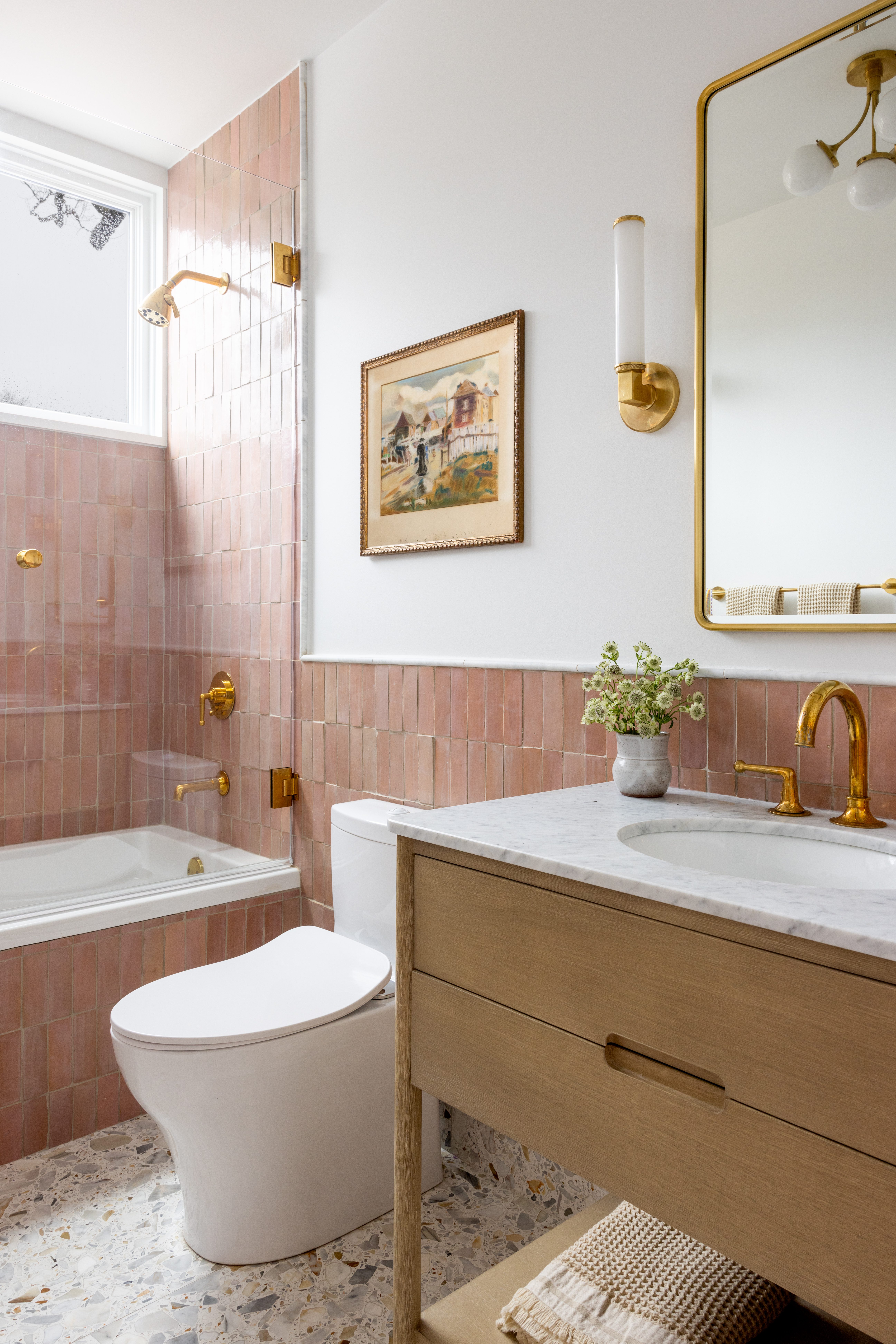 Modern bathroom pink tiles