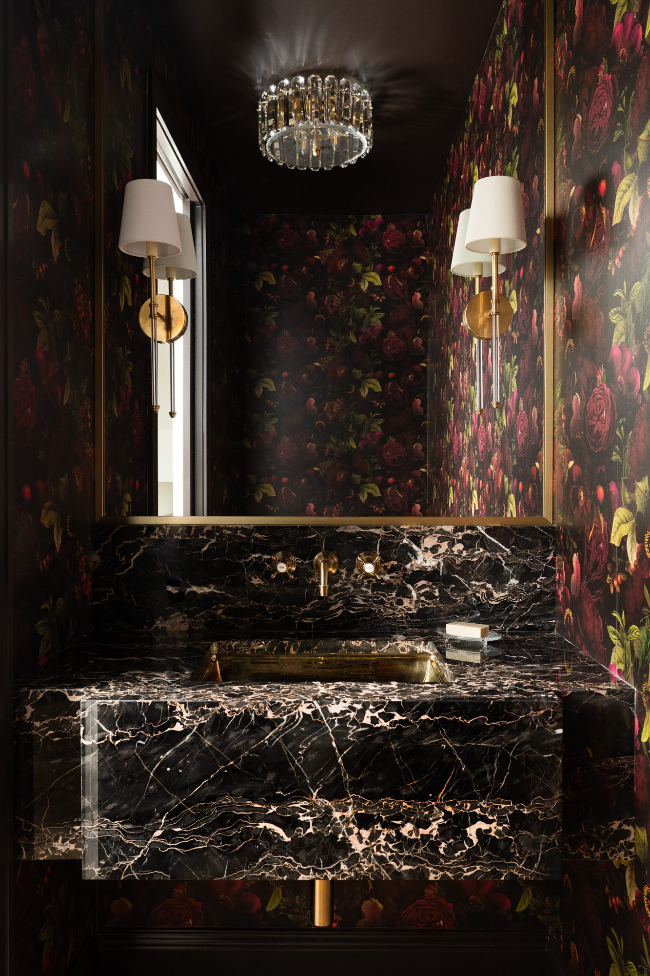 Modern traditional moody bathroom design