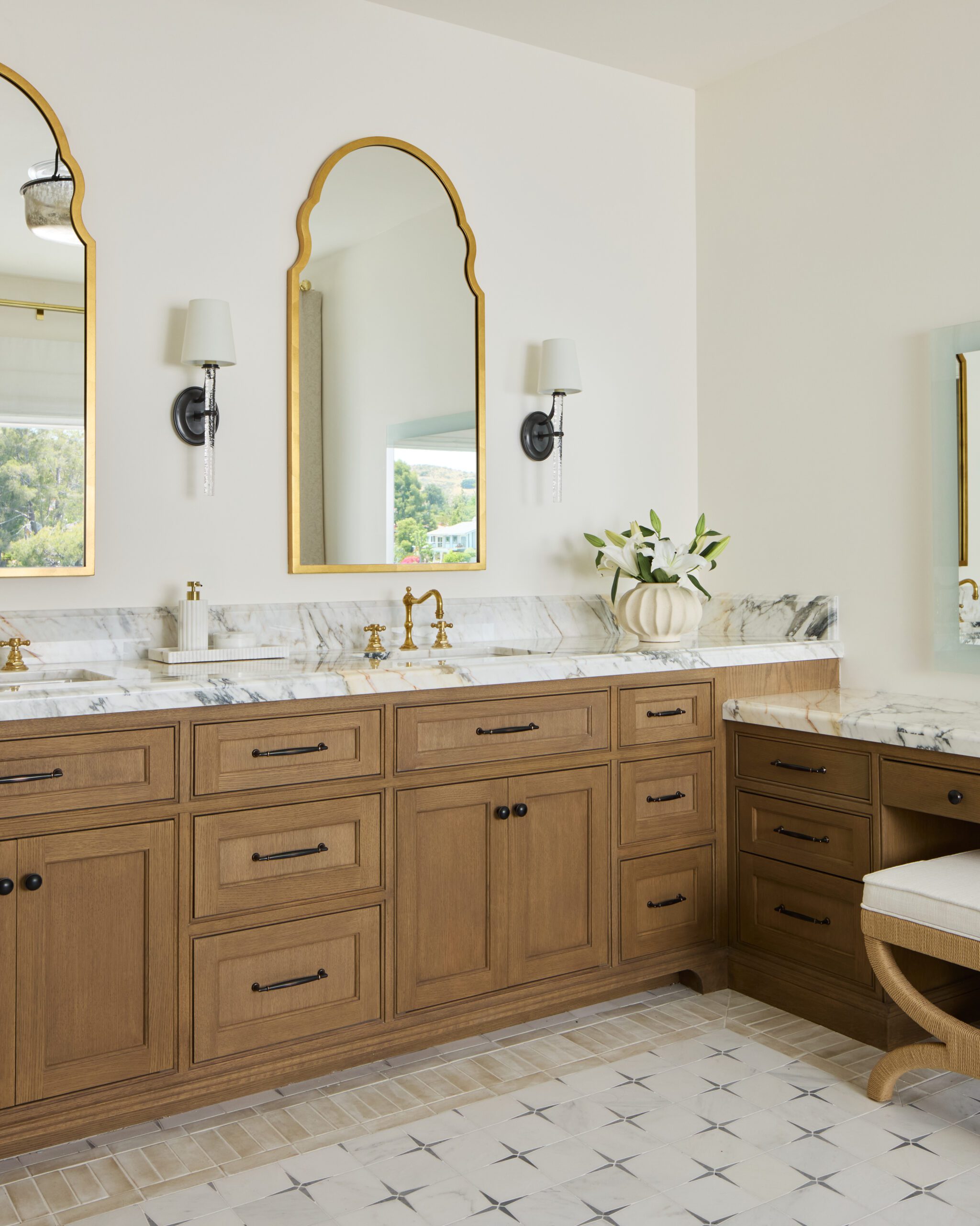 Mediterranean bathroom design